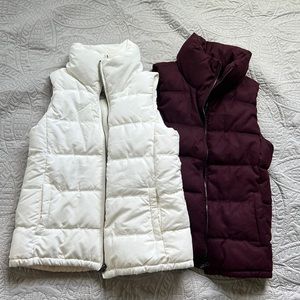 2 pack old navy puffer vests - medium